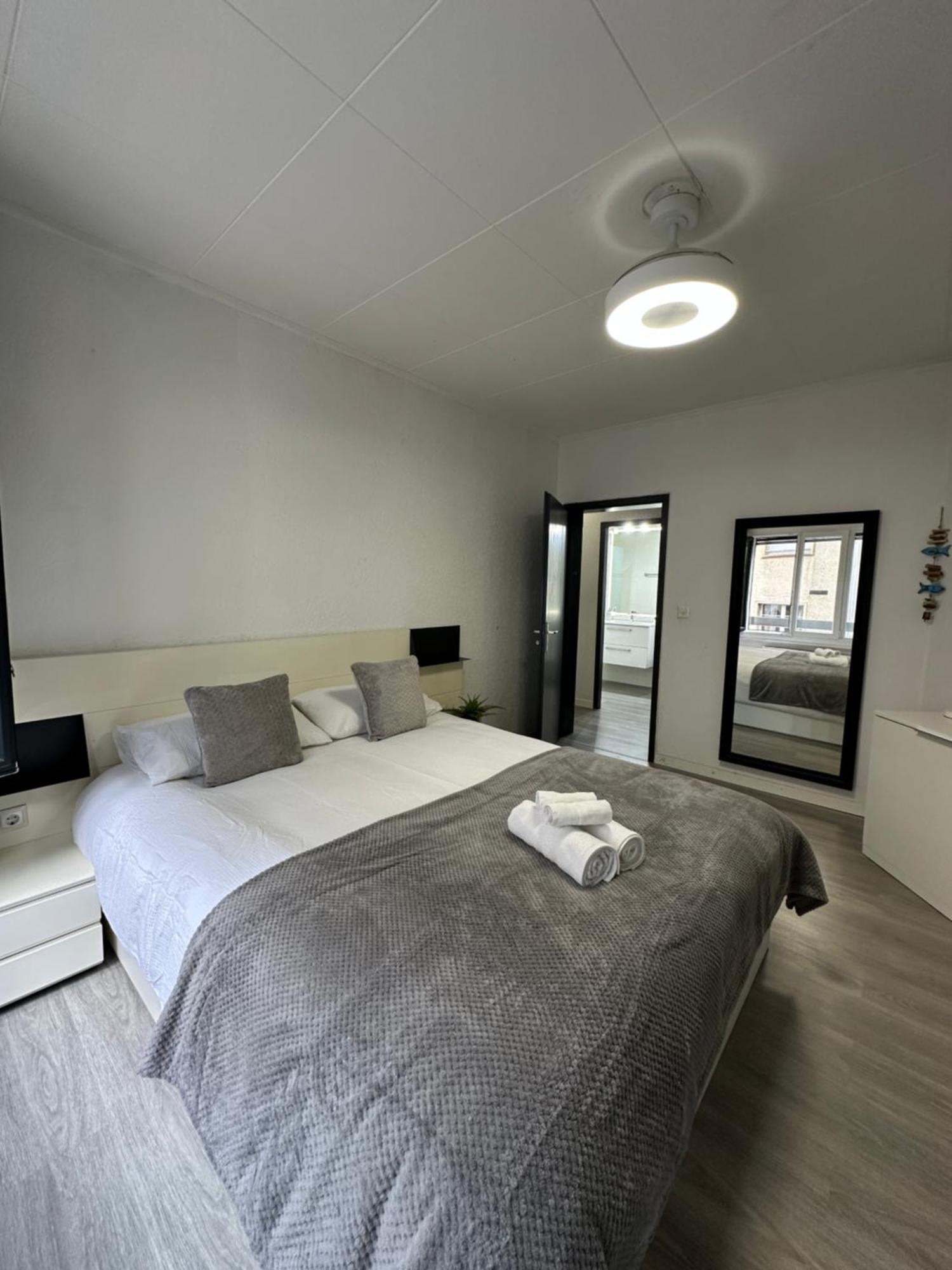Lindo Apartamento En El Centro De Lausanne Bagian luar foto